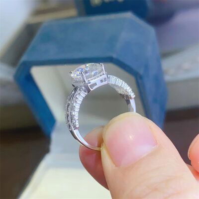 2 Carat Moissanite 925 Sterling Silver Ring - Everydayswear - 