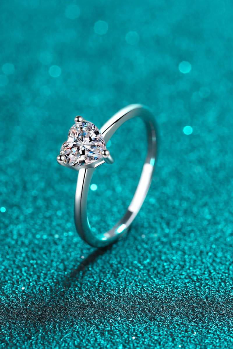 925 Sterling Silver Heart-Shaped Moissanite Solitaire Ring - Everydayswear - 