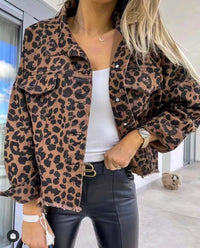 Fashionable And Trendy 2024 Women's Leopard Denim Jackets Fashion Female Casual Lapel Button Down Chest Pocket Jacket Denim Coat