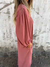 Casual loose V-neck solid color women's lantern sleeve dress