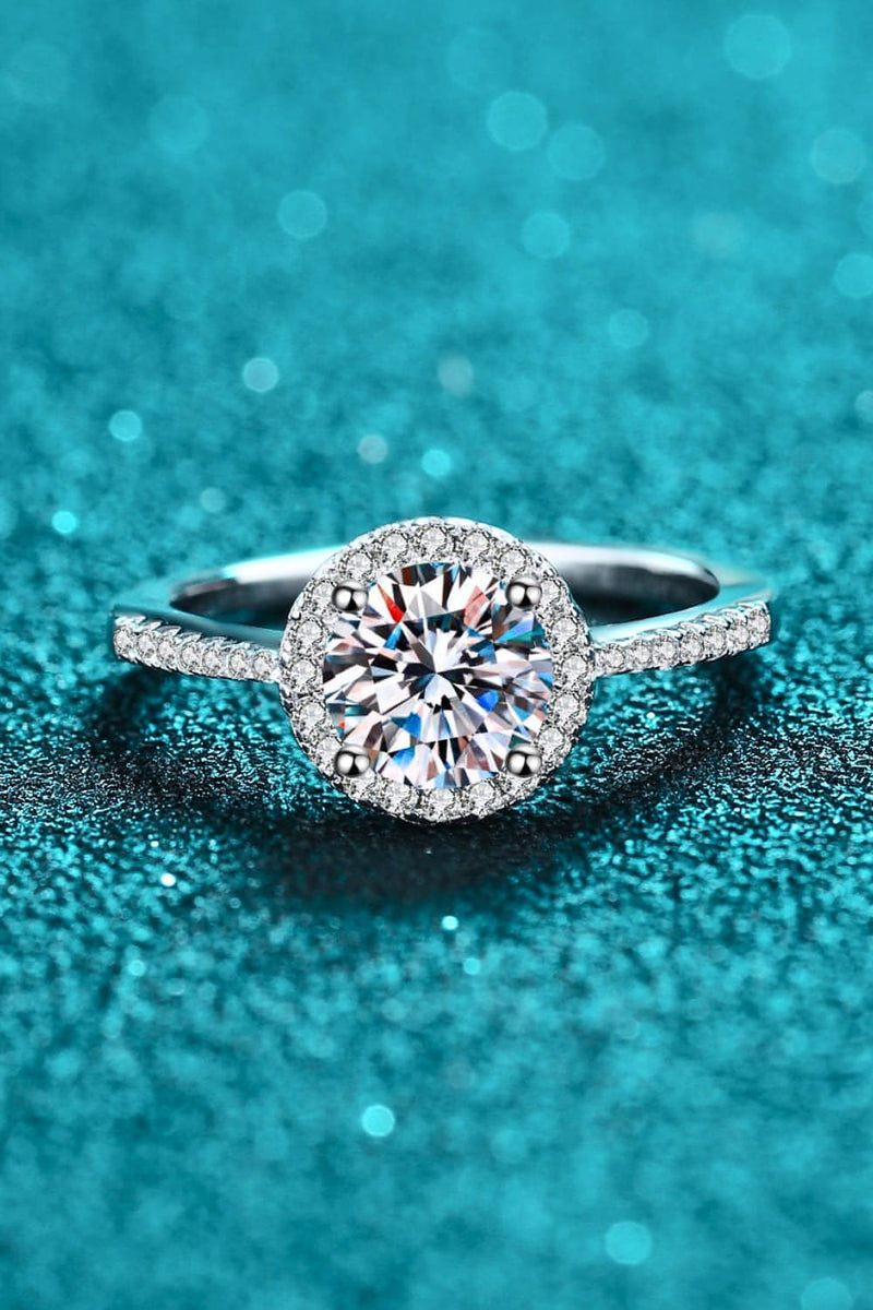 Ready To Flaunt Moissanite Ring