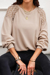 Round Neck Cutout Designed Lantern Sleeve Top