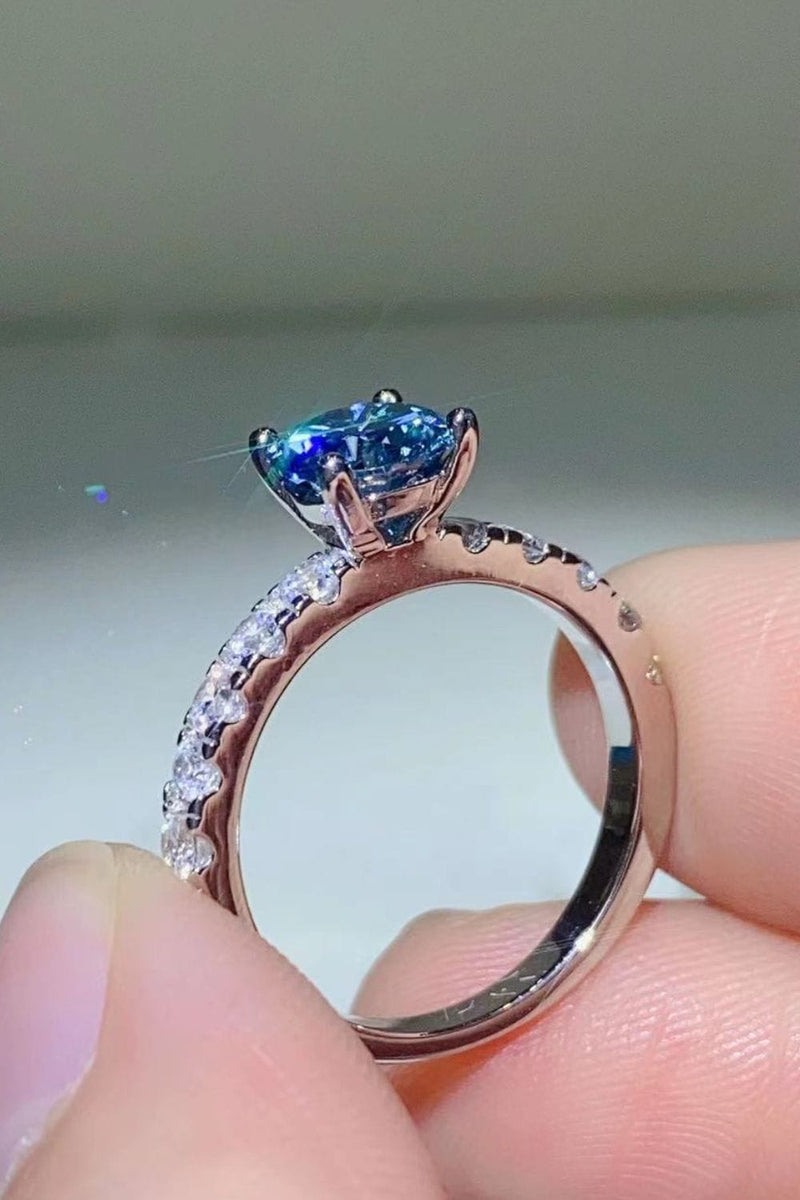 Future Style 1 Carat Moissanite Side Stone Ring