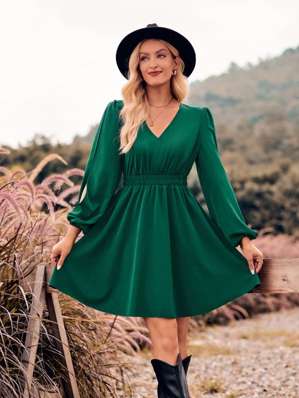 V-neck long-sleeved waist trendy dress