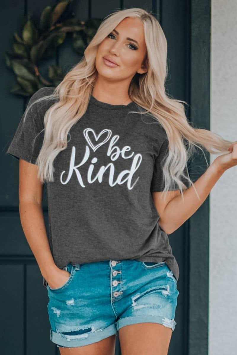 Be Kind Graphic T-Shirt - Everydayswear