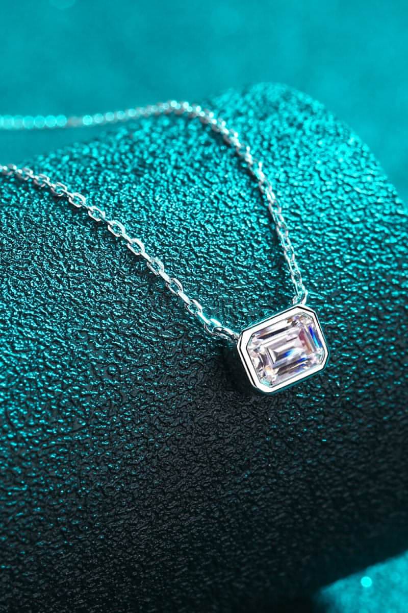 Beautiful Words 1 Carat Moissanite Pendant Necklace - Everydayswear