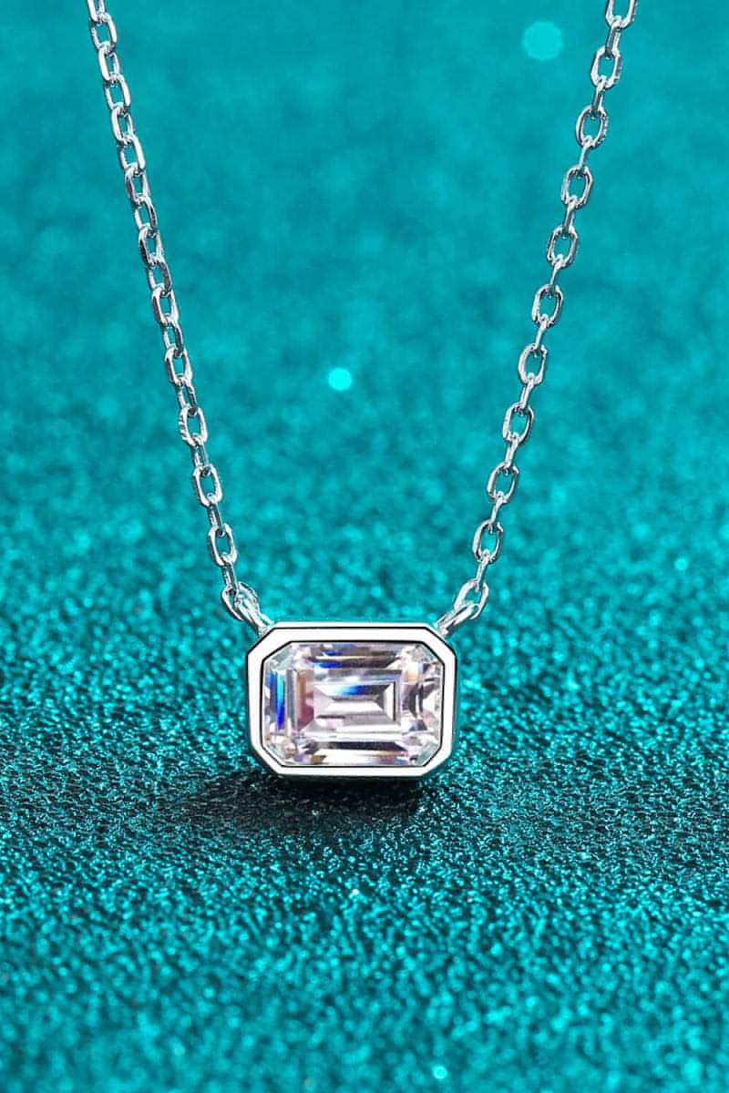 Beautiful Words 1 Carat Moissanite Pendant Necklace - Everydayswear