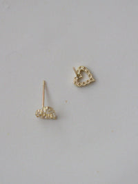 New full diamond princess style hollow love heart cute daily mini earrings