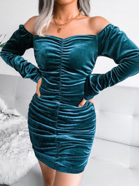 Women's square neck velvet buttock wrap dress