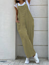 Solid color long jumpsuit with suspenders