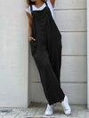 Solid color long jumpsuit with suspenders