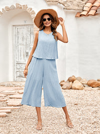 New Ladies Solid Color Casual Loose Sleeveless Ladies Jumpsuit