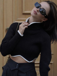 Women's turtleneck short sweater with irregular hem