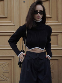 Women's turtleneck short sweater with irregular hem