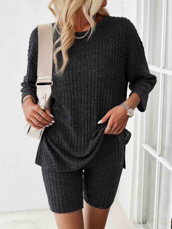 Women's new style elegant, fashionable and casual round neck and mid-sleeve suit