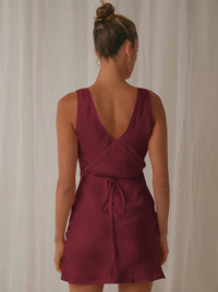 New V-neck sleeveless sexy strappy backless fashion dress